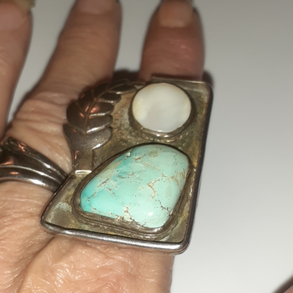 SOLD VTG ๐ Mother of Pearl & Turquoise - Picture 5 of 10